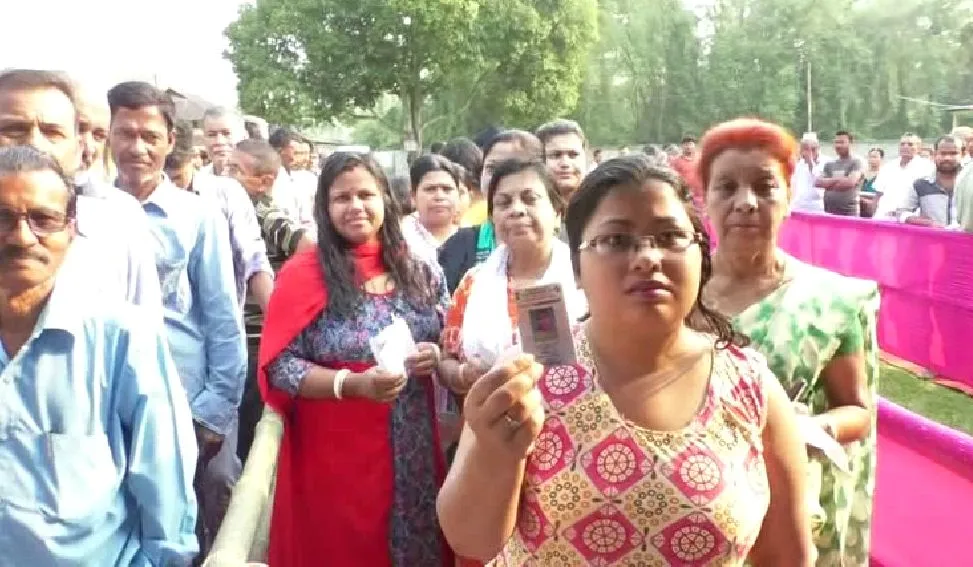 <strong>Voters queuing up to cast their votes at a polling booth in Hajo</strong>  