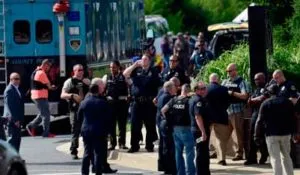 Maryland : Five killed in newsroom shooting, suspect in custody