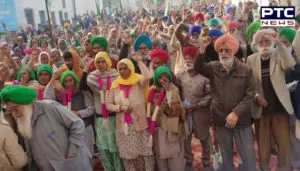 Woman Kisan Morcha Led by leader Amarjit Kaur of the hunger strike in Barnala