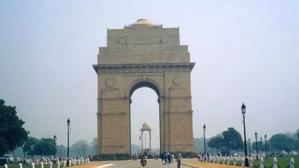 Section 144 imposed around India Gate, no gathering allowed: Delhi police - Oneindia News