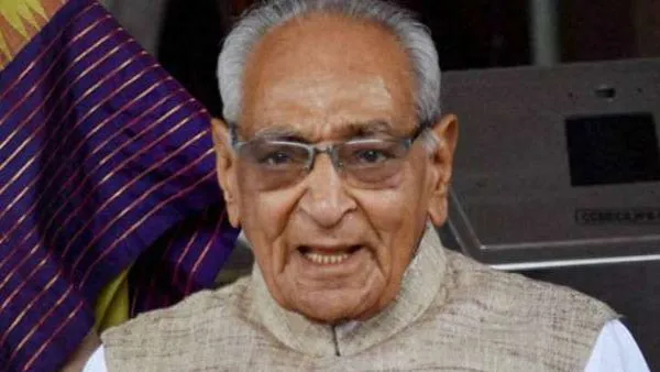 कांग्रेस नेता मोतीलाल वोरा कोरोना से संक्रमित, एम्स में भर्ती | Veteran Congress leader Motilal Vora has tested positive for COVID 19, admitted to AIIMS - Hindi Oneindia