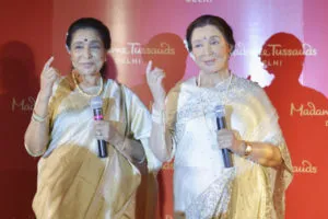 Asha Bhosle wax statue unveiled at Madame Tussauds Delhi