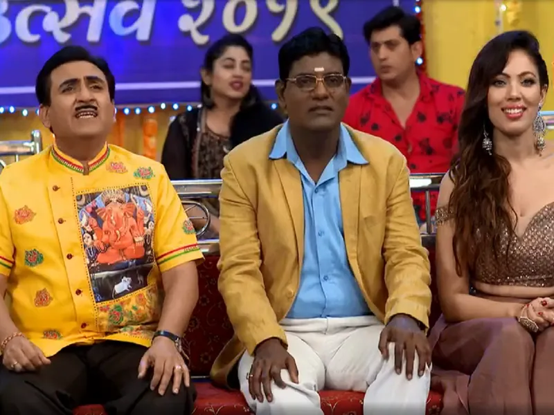 The most loving couple of Taarak Mehta Ka Ulta Chashma — Iyer and Babita — will leave Gokuldham society. Jethalal is sad. 