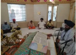 Sukhbir Singh Badal And Harsimrat Kaur Badal At Sri Harmandir Sahib