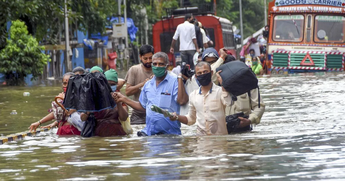 Mumbai rains: Local trains suspended, two security guards trapped in flooded lift die