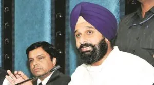 SAD wants case registered against Cong election manifesto head Manpreet Badal and all members.