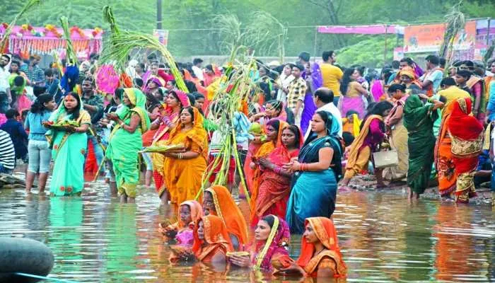 must bring these things before chhath pooja | Chhath Puja 2020: छठ के सामान की बना रहे हैं लिस्ट तो ये खबर है आपके काम की | Hindi News, धर्म