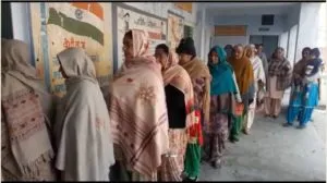 Punjab Panchayat elections Punjab 8 districts 14 places Re-polling started