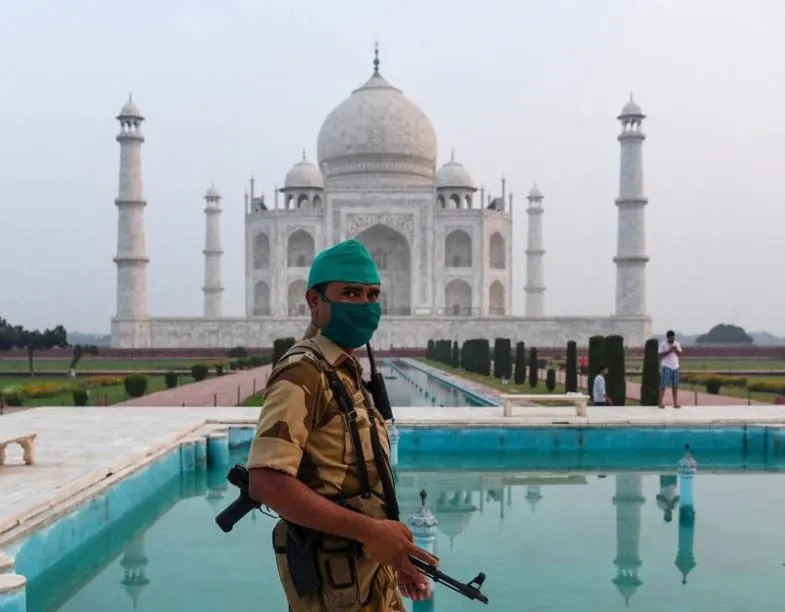 The bomb news at the Taj Mahal was fake, the youth who was upset about not getting a job had made a call, the questioning continued - Today India