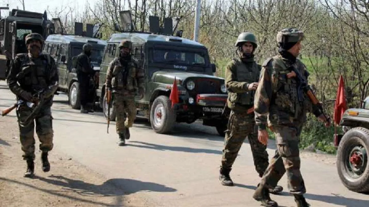 Jammu and Kashmir: Terrorists attack BSF convoy in Kulgam | India News – India TV