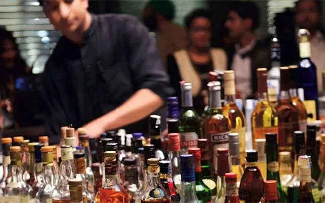 Delhi: Liquor sale without scanning of barcode to invite action after Feb 15