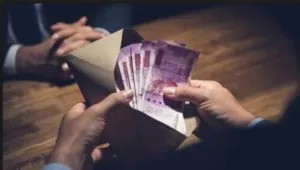 Bathinda: Vigilance Bureau 2 police Employees Taking bribe Arrested