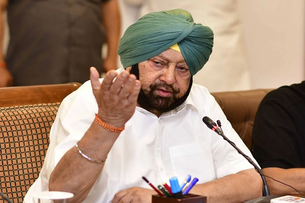 Oxygen Shortage: Punjab CM Captain Amarinder Singh ordered shutdown of operations in iron and steel industries to divert Oxygen. 