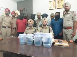 Khanna police UP four gangster Weapons Including arrested