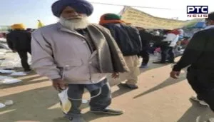 Despite being ill Farmer arrived in the Farmers Protest with Urine Bag in his hand