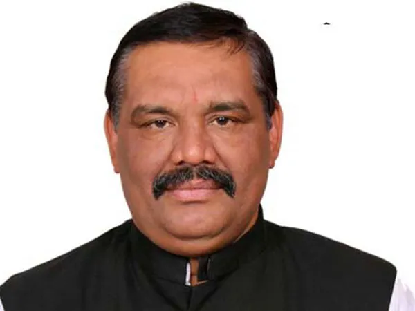 Over promotion of Punjab Police (PPS) officer to IPS, without reservation, National Commission for Scheduled Castes issued notice to Punjab Government on orders Vijay Sampla. 