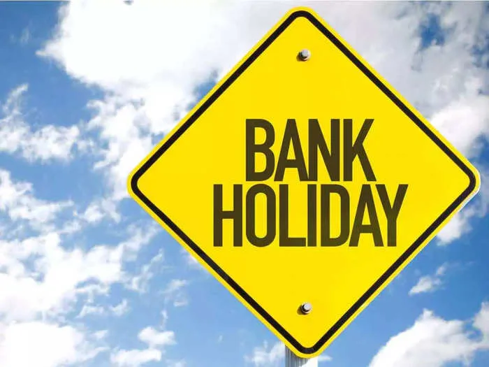 bank holiday list october 2021: Bank Holiday List October 2021- अक्टूबर 2021 में बैंक 21 दिन बंद रहने वाले हैं। - Navbharat Times