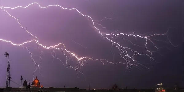 Thunderstorms, lightning wreak havoc in 4 states, kill over 40