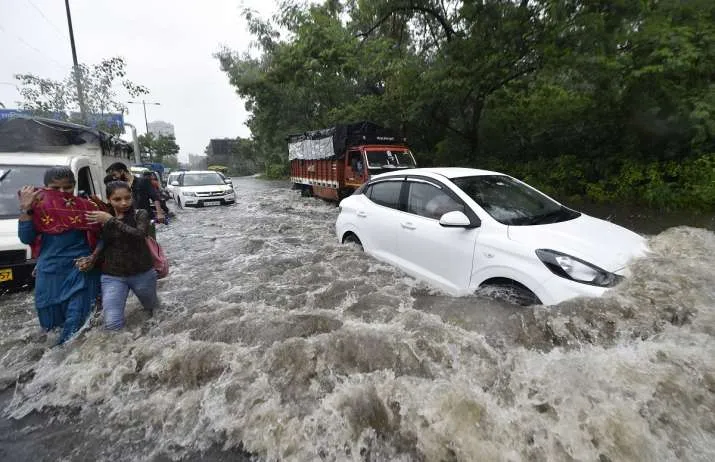 Delhi Rains Man drowns filming waterlogging railway underpass first death Pul Prahlad Pur latest news | India News – India TV