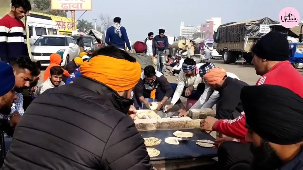 Kisan Aandolan Langar || Farmers Protest on Singhu Border Delhi ||channel  lifeupdate - YouTube