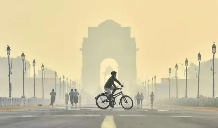 Air quality in Delhi remains 'severe'; people advised to avoid outdoor activities | India News – India TV