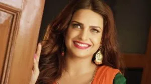 Punjabi model and actress Himanshi Khurana Today Birthday