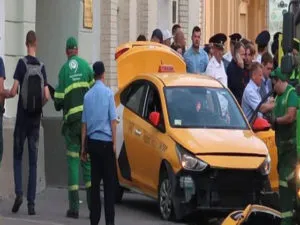 fifa world cup car rides over 8 people, injures them