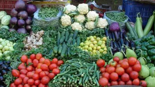 Farmers protest: Vegetable prices soar in Delhi - Oneindia News