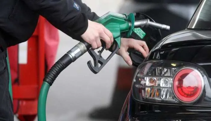 Petrol Price 05 July 2021 Update: petrol prices rises again Today, rate in Delhi is close to Rs 100, the price increased by Rs 19 in a year | Petrol Price Today