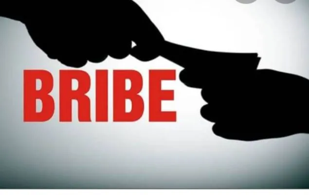Punjab Vigilance arrests senior official of Intelligence wing for taking  bribe of Rs 3 lakh - True Scoop English | DailyHunt