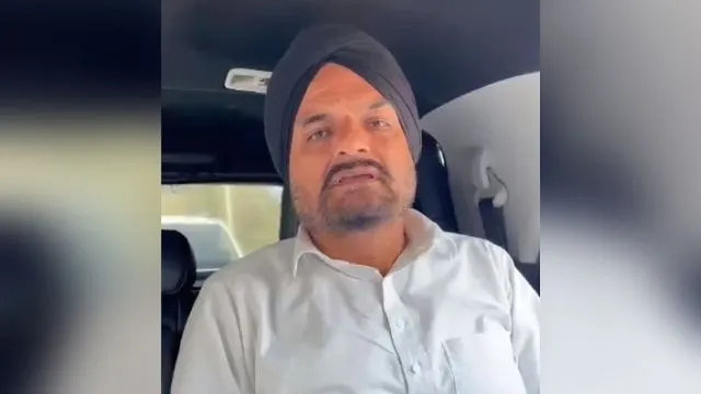 After son's death, Sidhu Moose Wala's father goes live on Instagram <Watch Video>