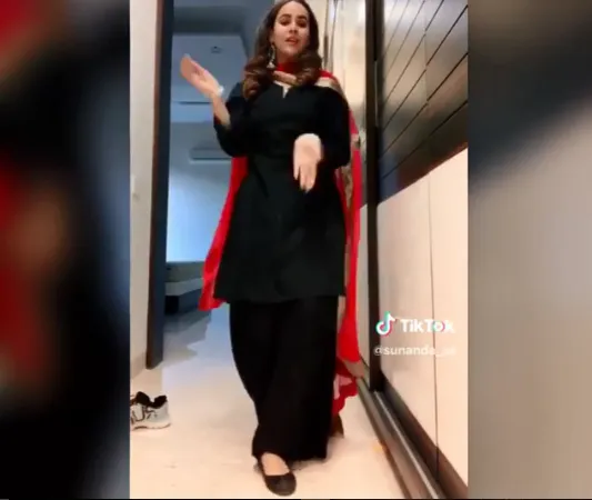 sunanda sharma