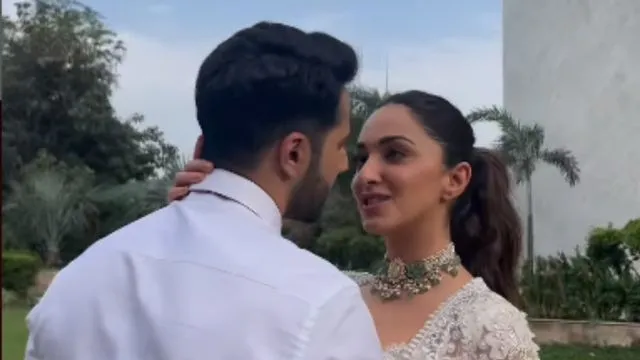 Kiara Advani, Varun Dhawan groove to film JugJugg Jeeyo's song 'Nain Ta Heere' 