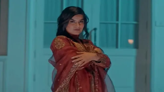 kaur b , ,