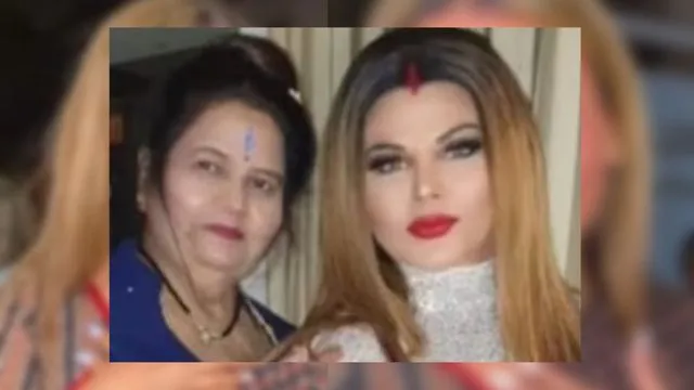 rakhi with mother