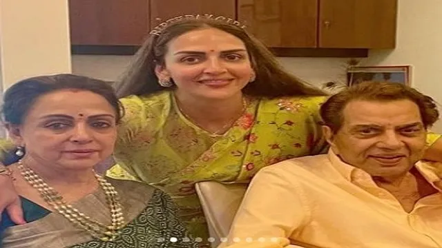 Esha With Parents