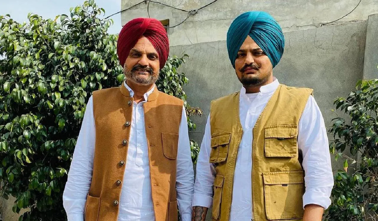 Sidhu Moose Wala's father reacts to death threats he received, says 'will not be afraid'