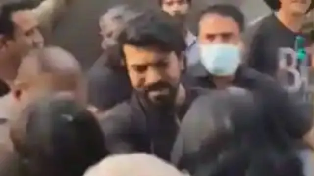 'RRR' actor Ram Charan gets mobbed in Amritsar <Watch Video>