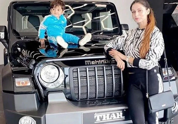 sippy gill wife and son with new thar