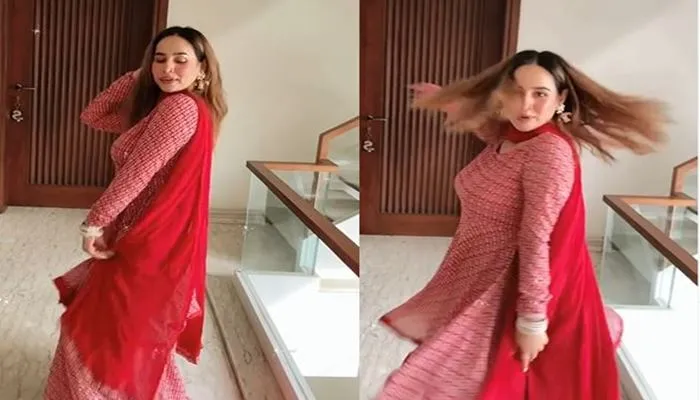 singer sunanda sharma made her dance video on ravinder grewal song kalli nu mill