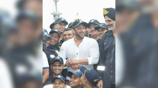 Salman Khan spends his entire day with the Indian Navy, fans say 'Bhaijaan's high on josh'