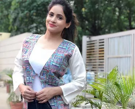 miss pooja