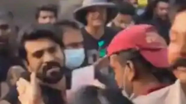 'RRR' actor Ram Charan gets mobbed in Amritsar <Watch Video>