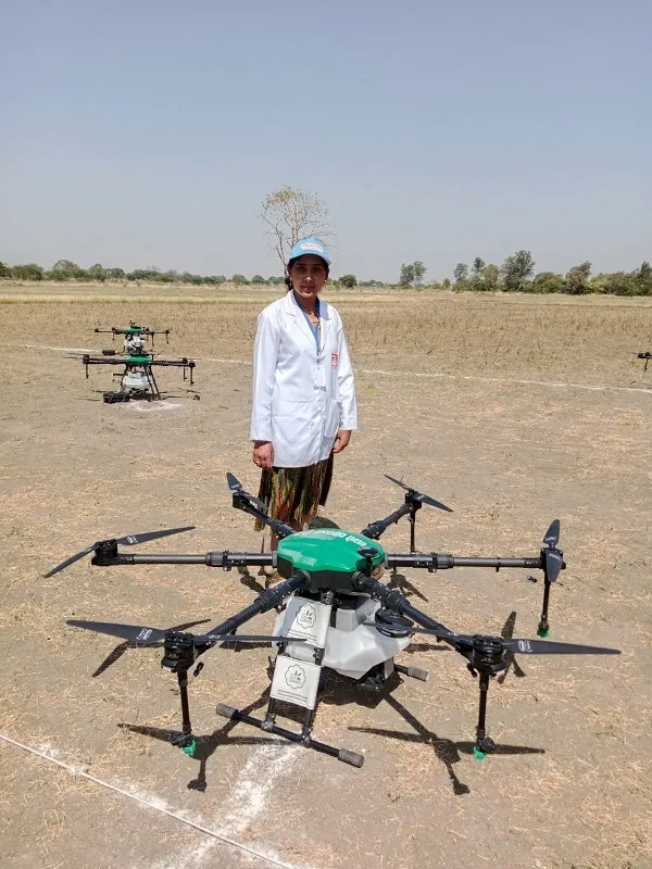 dhar anita drone NAZARIA