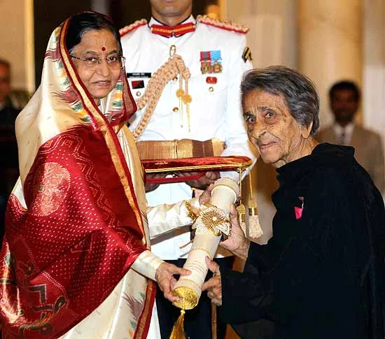 Indias first female photojournalist Homai Vyarawalla