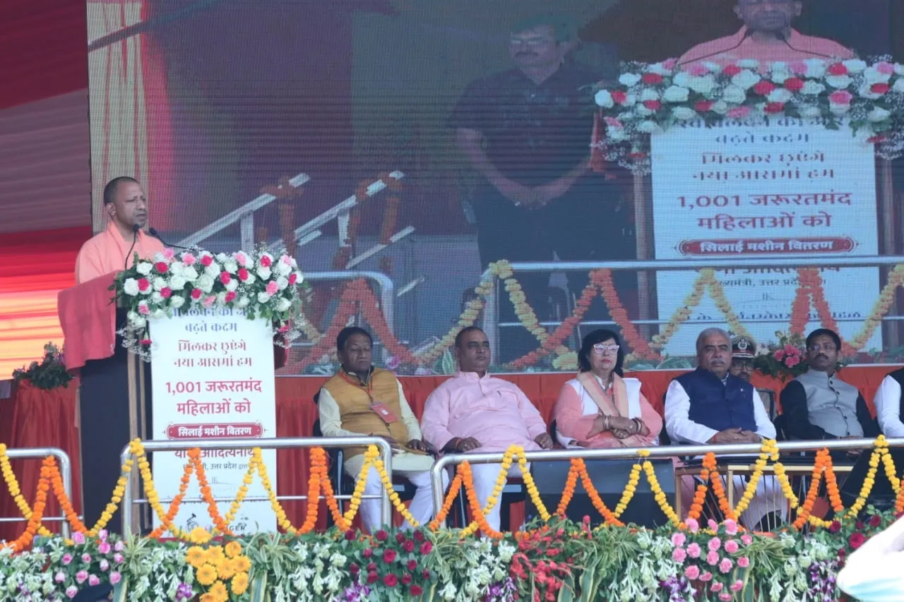 yogi in kanpur 01