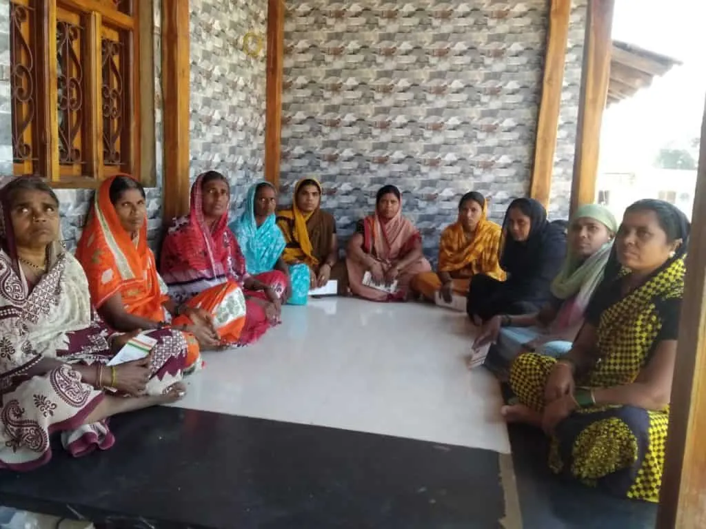 SHG women learning English 