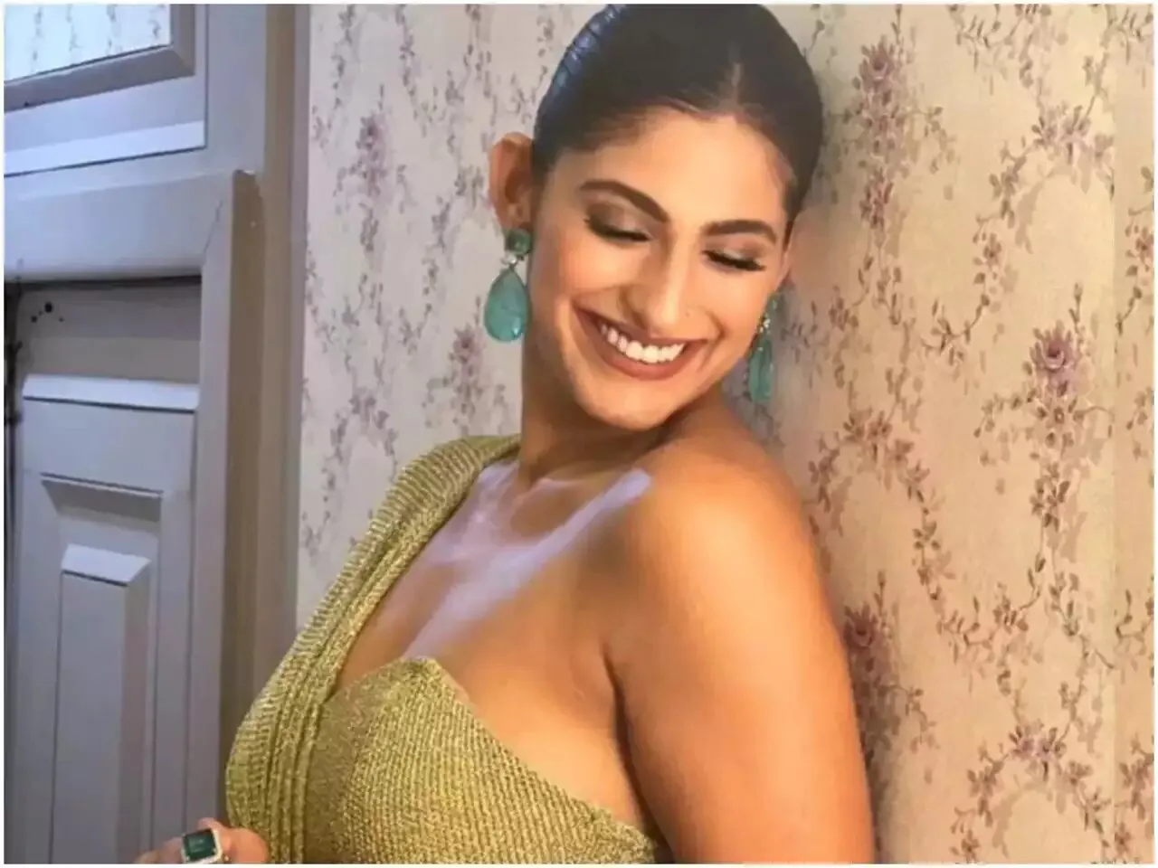 Kubbra Sait birthday