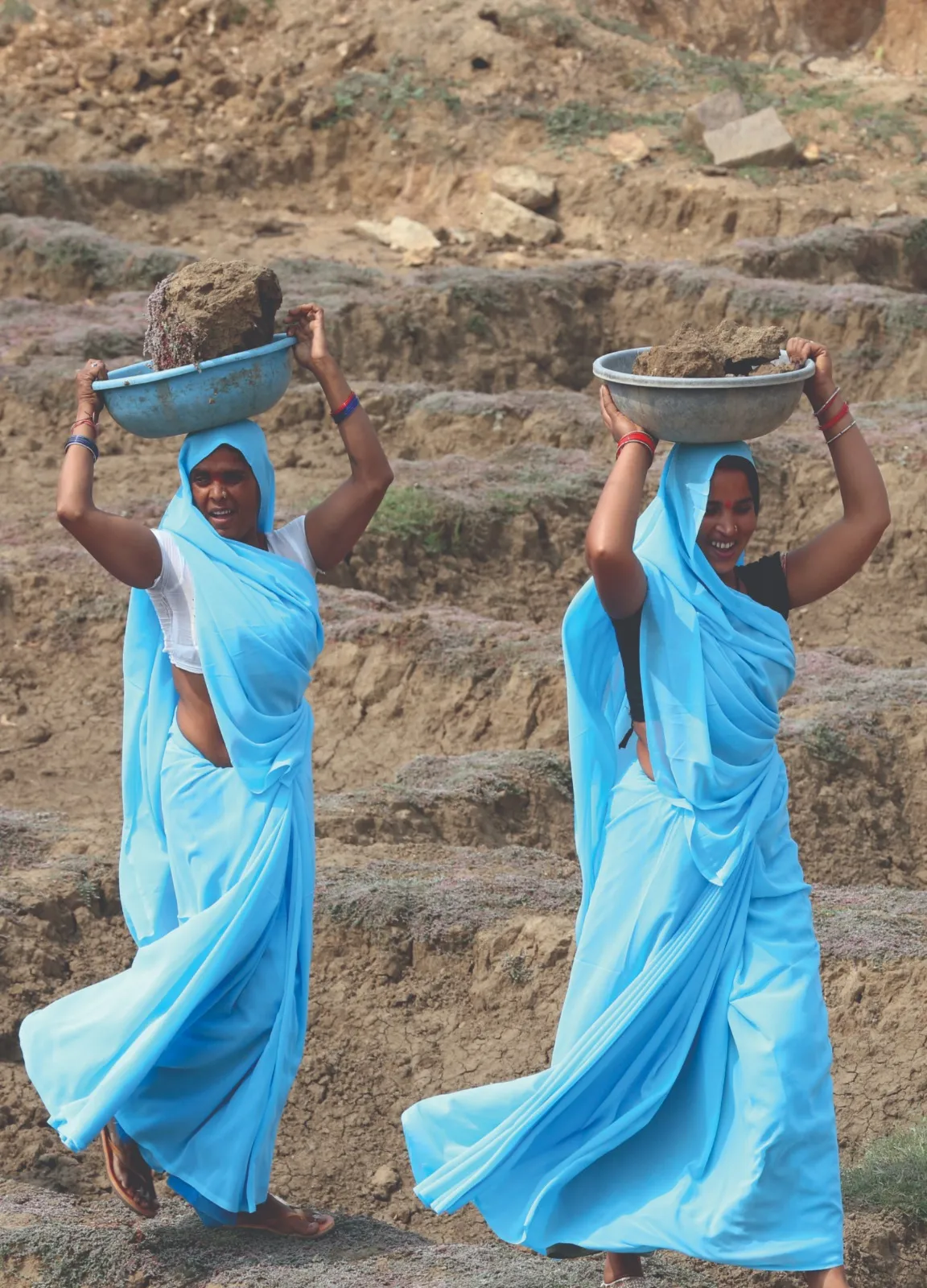 SHG women saving water