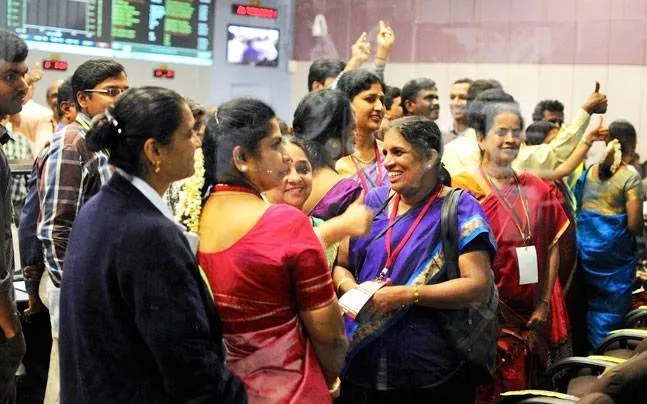 ISRO female scientists in saree